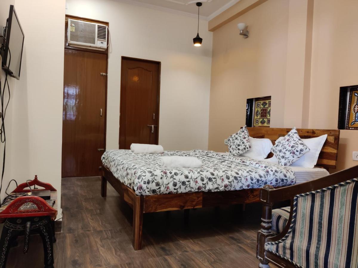 The Karauli Villa By Le Pension Stays Jaipur Buitenkant foto