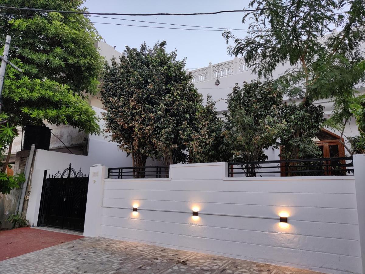 The Karauli Villa By Le Pension Stays Jaipur Buitenkant foto