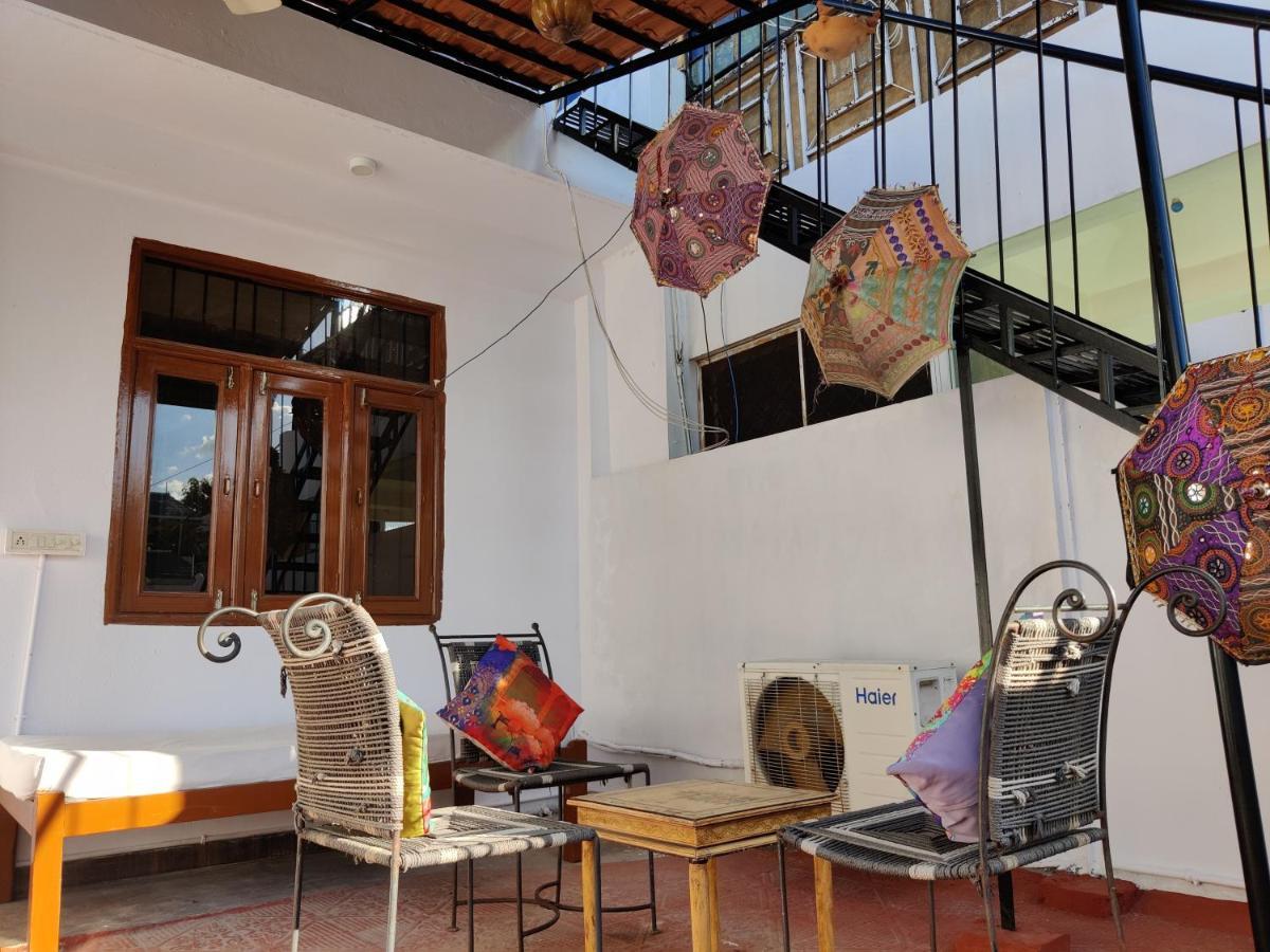 The Karauli Villa By Le Pension Stays Jaipur Buitenkant foto