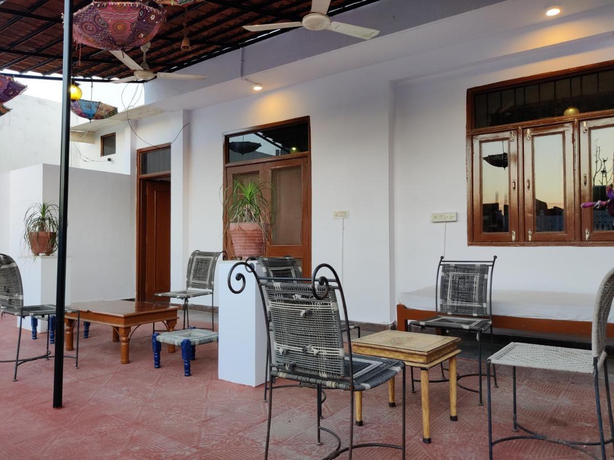 The Karauli Villa By Le Pension Stays Jaipur Buitenkant foto